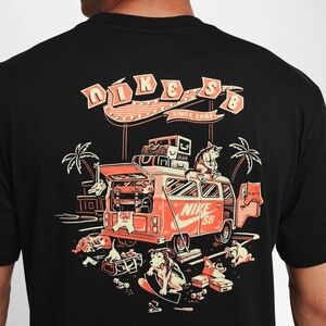 Nike SB Men's Black Graphic Tee In Road Dog Design Size Small